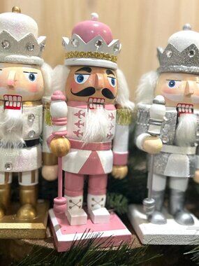 Wood King Nutcracker with Christmas Mantel Decoration Holiday Gift